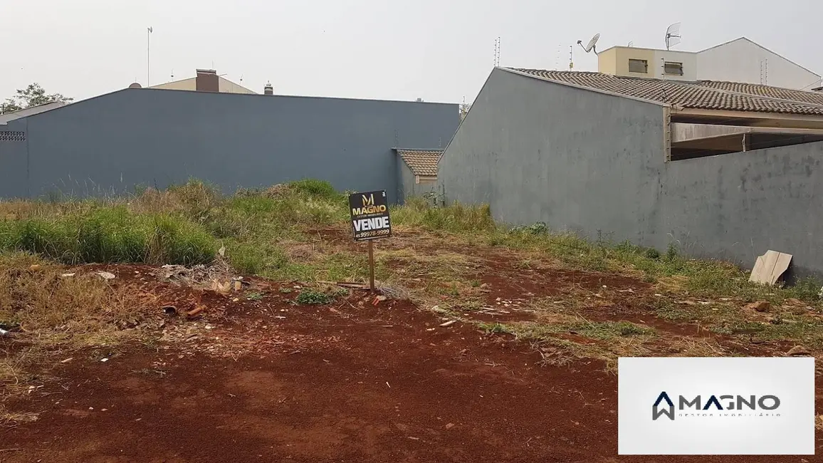 Foto 1 de Terreno / Lote à venda, 220m2 em Canadá, Cascavel - PR