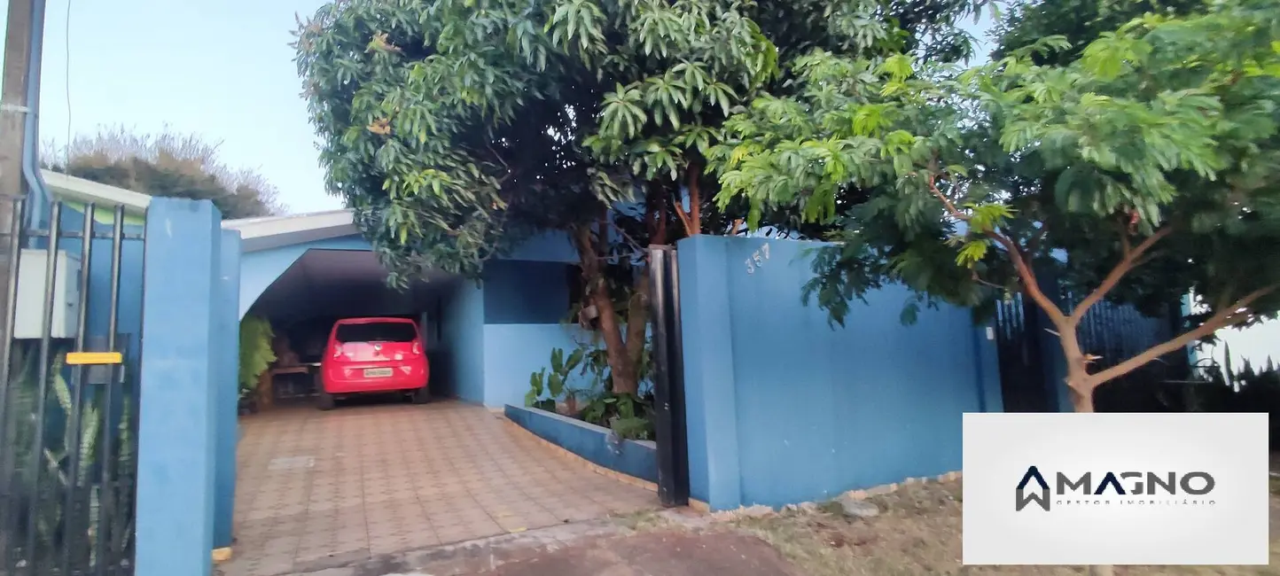 Foto 2 de Casa com 4 quartos à venda, 366m2 em Santos Dumont, Cascavel - PR