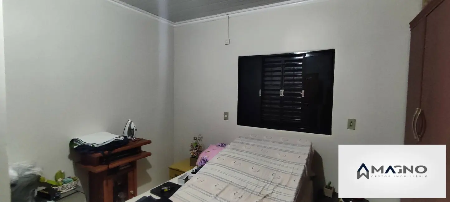 Foto 9 de Casa com 4 quartos à venda, 366m2 em Santos Dumont, Cascavel - PR