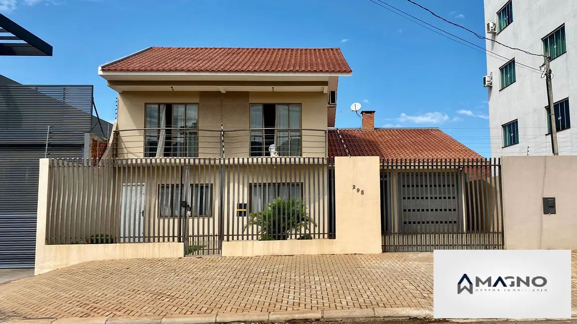Foto 4 de Sobrado com 3 quartos à venda, 235m2 em Neva, Cascavel - PR