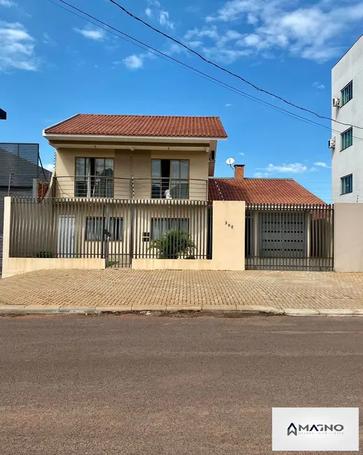 Foto 1 de Sobrado com 3 quartos à venda, 235m2 em Neva, Cascavel - PR