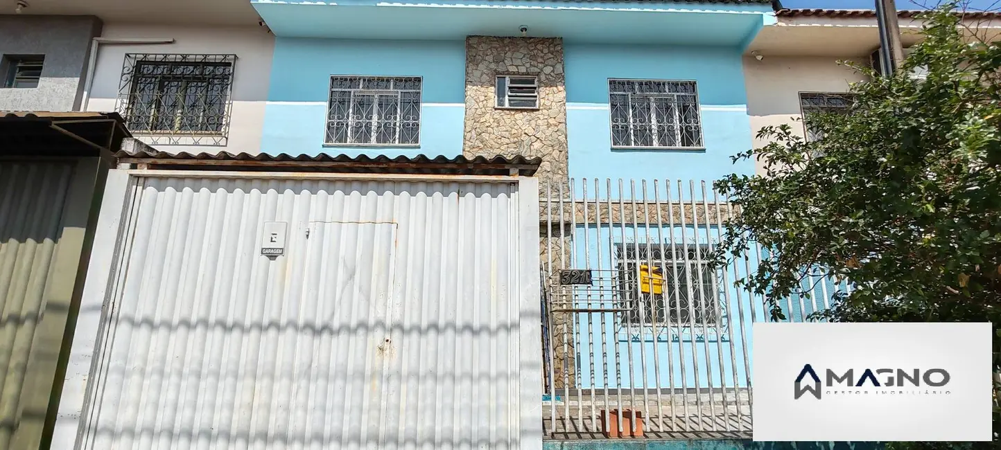 Foto 2 de Sobrado com 4 quartos à venda, 116m2 em São Cristóvão, Cascavel - PR