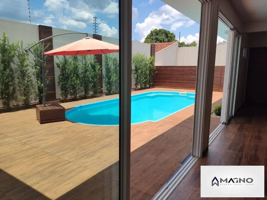 Foto 1 de Casa com 4 quartos à venda, 529m2 em Recanto Tropical, Cascavel - PR