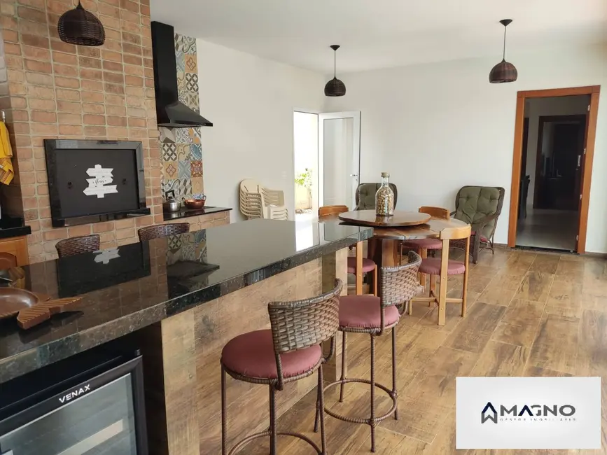 Foto 6 de Casa com 4 quartos à venda, 529m2 em Recanto Tropical, Cascavel - PR