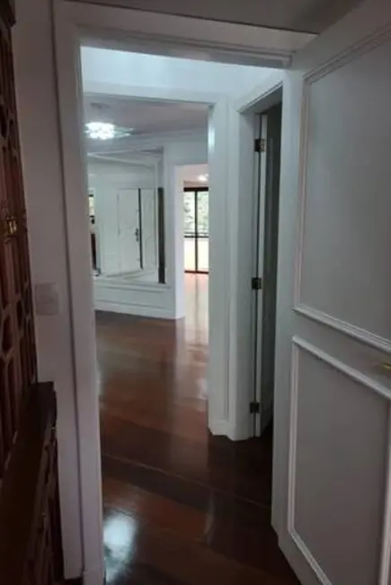 Apartamento com 4 quartos à venda, 370m2 em Pacaembu, São Paulo - SP - imagem 8 Foto 8 de Apartamento com 4 quartos à venda, 370m2 em Pacaembu, São Paulo - SP