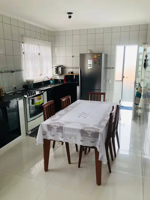 Sobrado com 4 quartos à venda, 120m2 em Jardim Santa Adélia, São Paulo - SP - imagem 5 Foto 5 de Sobrado com 4 quartos à venda, 120m2 em Jardim Santa Adélia, São Paulo - SP