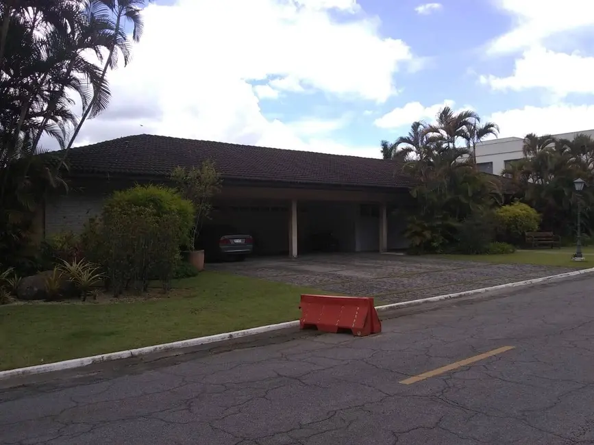 Foto 3 de Casa com 5 quartos à venda, 600m2 em Barueri - SP