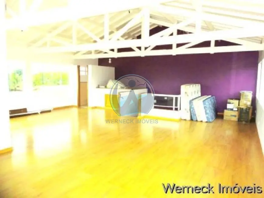 Foto 4 de Casa com 4 quartos à venda, 540m2 em Ubatuba - SP