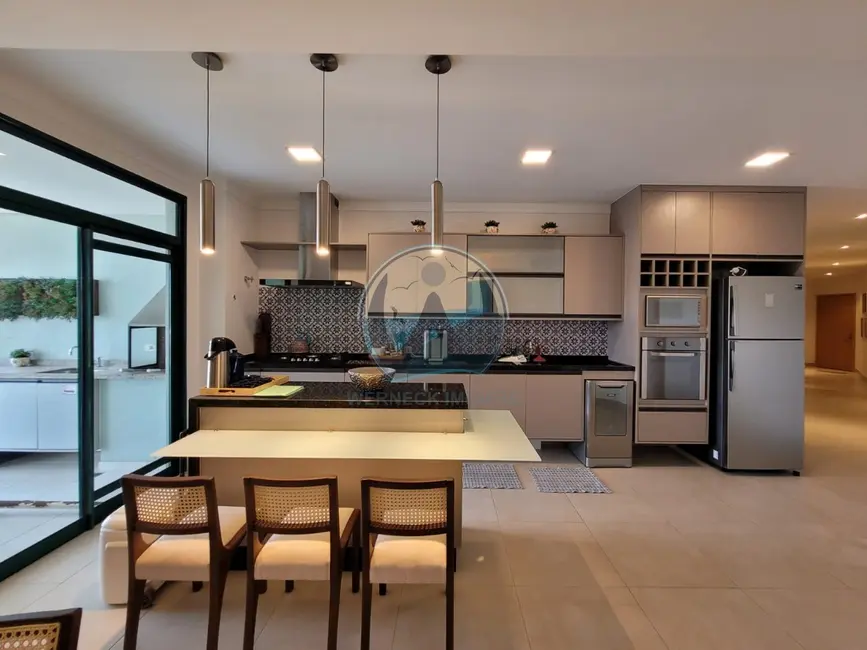 Foto 8 de Apartamento com 3 quartos à venda, 180m2 em Ubatuba - SP