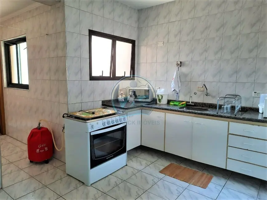 Foto 9 de Apartamento com 4 quartos à venda, 166m2 em Ubatuba - SP