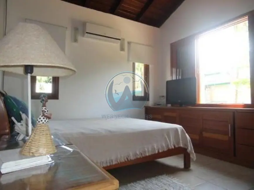 Casa com 6 quartos à venda, 308m2 em Ubatuba - SP - imagem 8 Foto 8 de Casa com 6 quartos à venda, 308m2 em Ubatuba - SP