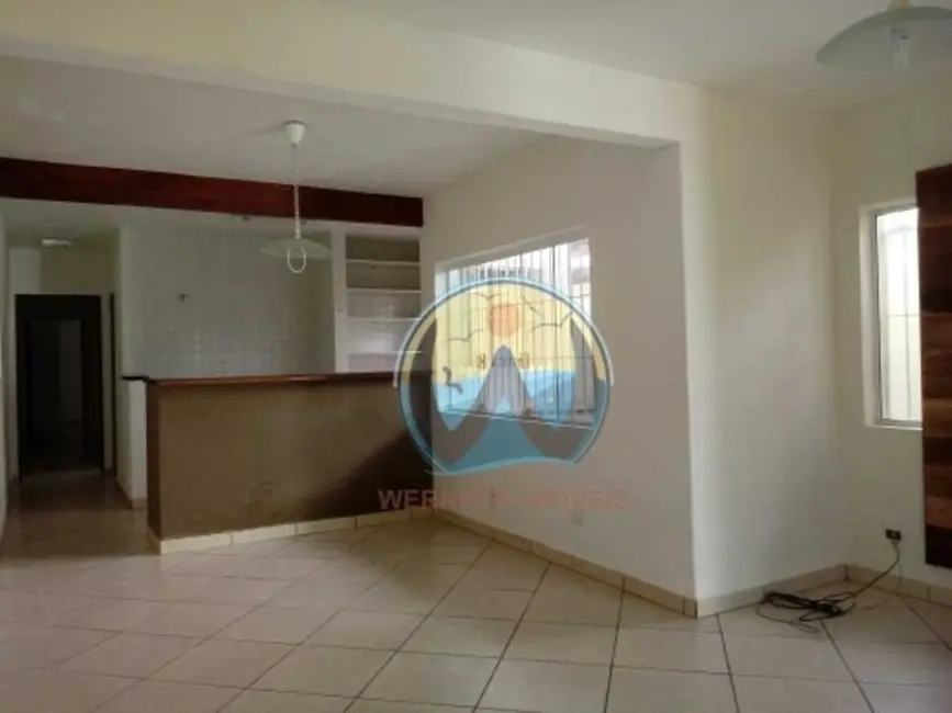 Foto 1 de Casa com 3 quartos à venda, 140m2 em Ubatuba - SP