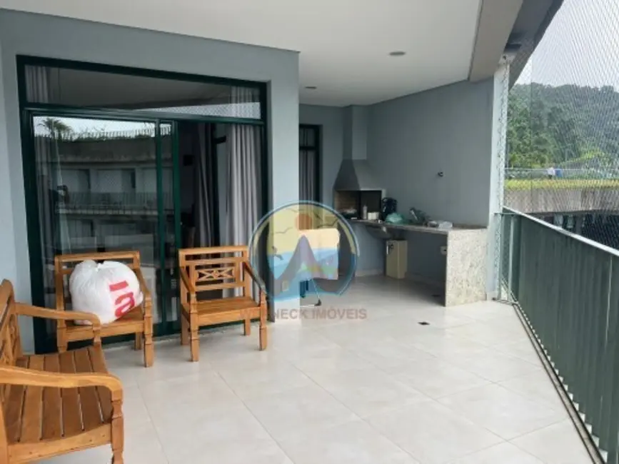 Foto 9 de Apartamento com 3 quartos à venda, 179m2 em Ubatuba - SP