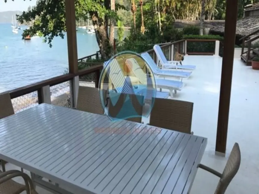 Foto 4 de Casa com 7 quartos à venda, 800m2 em Ubatuba - SP