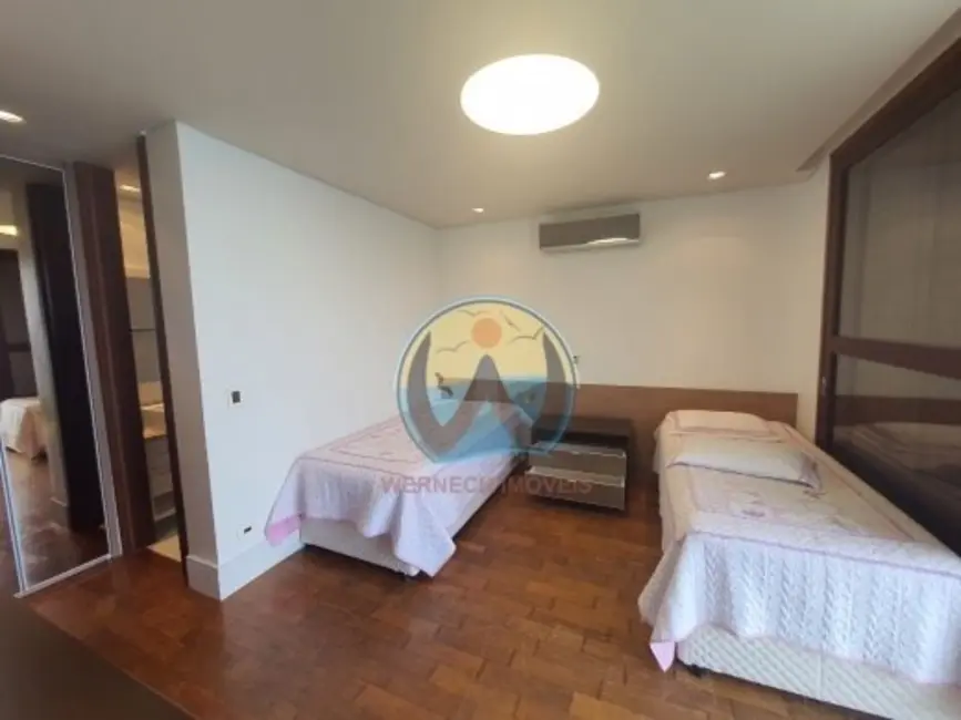 Foto 3 de Casa de Condomínio com 4 quartos à venda, 1200m2 em Ubatuba - SP