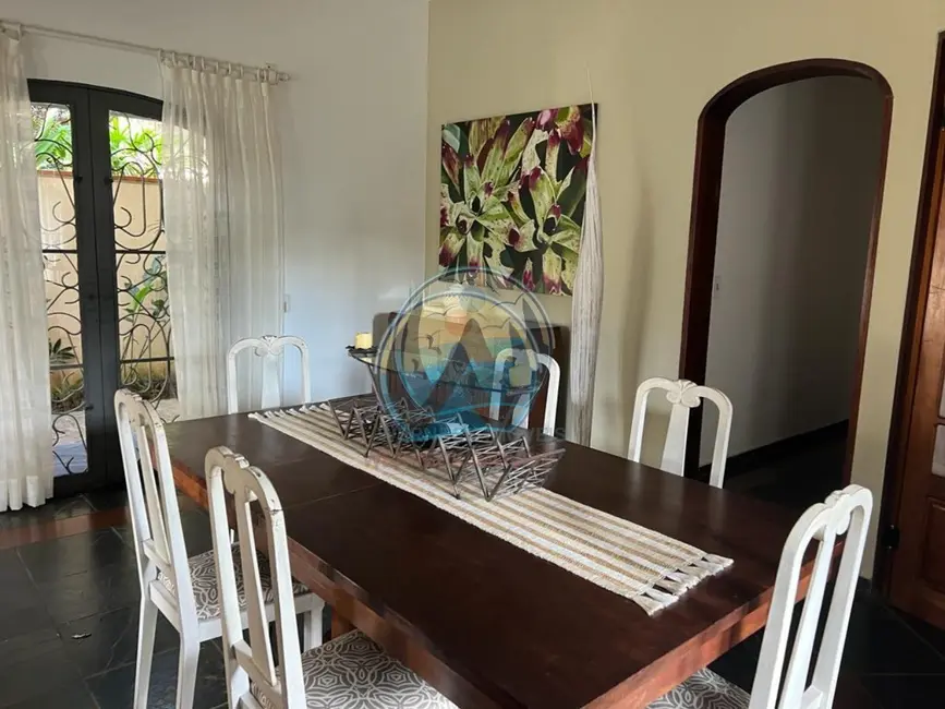 Casa com 3 quartos à venda, 220m2 em Ubatuba - SP - imagem 6 Foto 6 de Casa com 3 quartos à venda, 220m2 em Ubatuba - SP