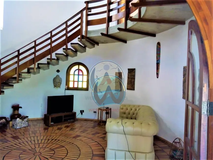 Foto 1 de Casa com 5 quartos à venda, 292m2 em Ubatuba - SP