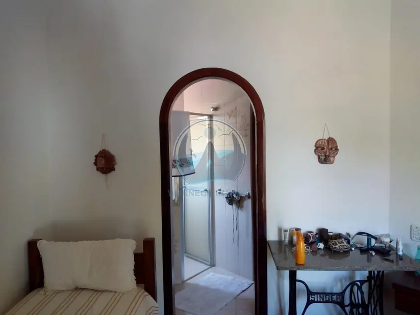 Foto 9 de Casa com 5 quartos à venda, 292m2 em Ubatuba - SP