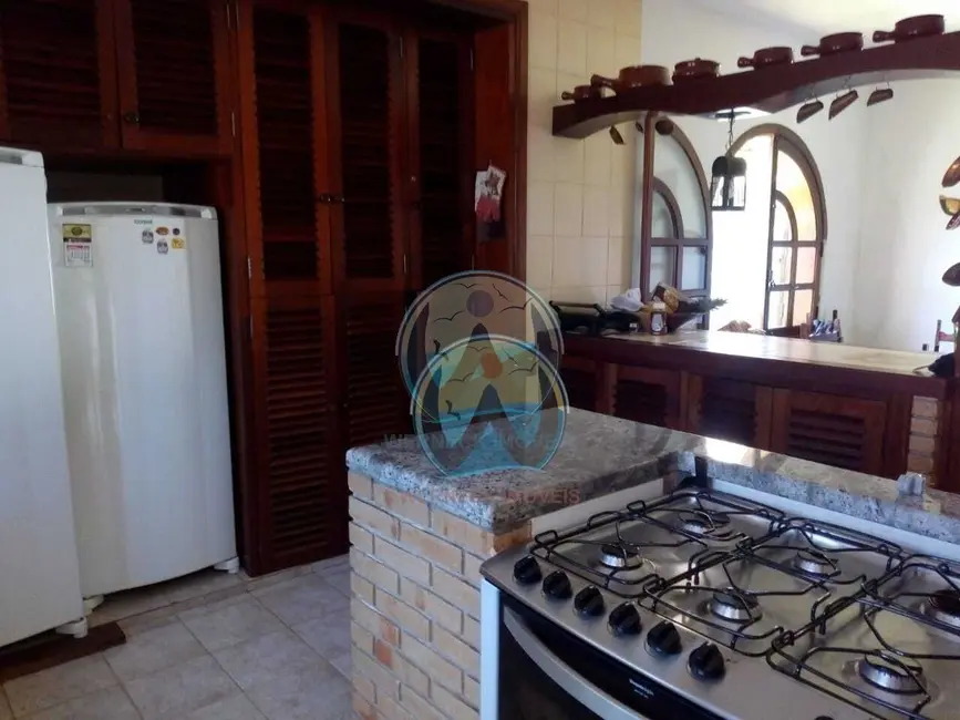 Foto 4 de Casa com 5 quartos à venda, 292m2 em Ubatuba - SP