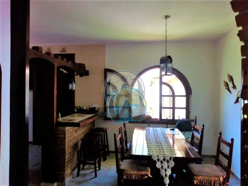 Foto 2 de Casa com 5 quartos à venda, 292m2 em Ubatuba - SP