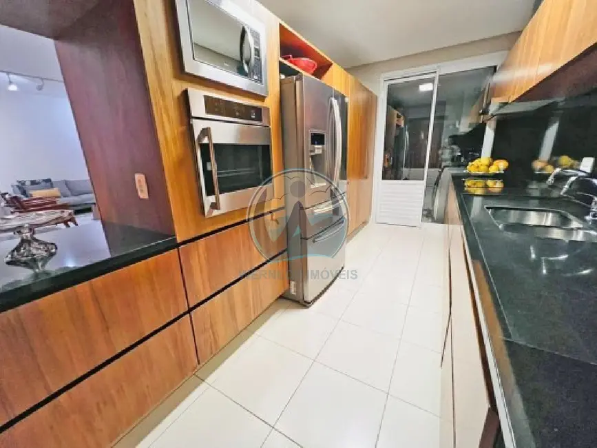 Foto 3 de Apartamento com 4 quartos à venda, 260m2 em Ubatuba - SP