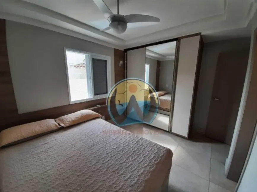 Foto 2 de Apartamento com 4 quartos à venda, 134m2 em Ubatuba - SP