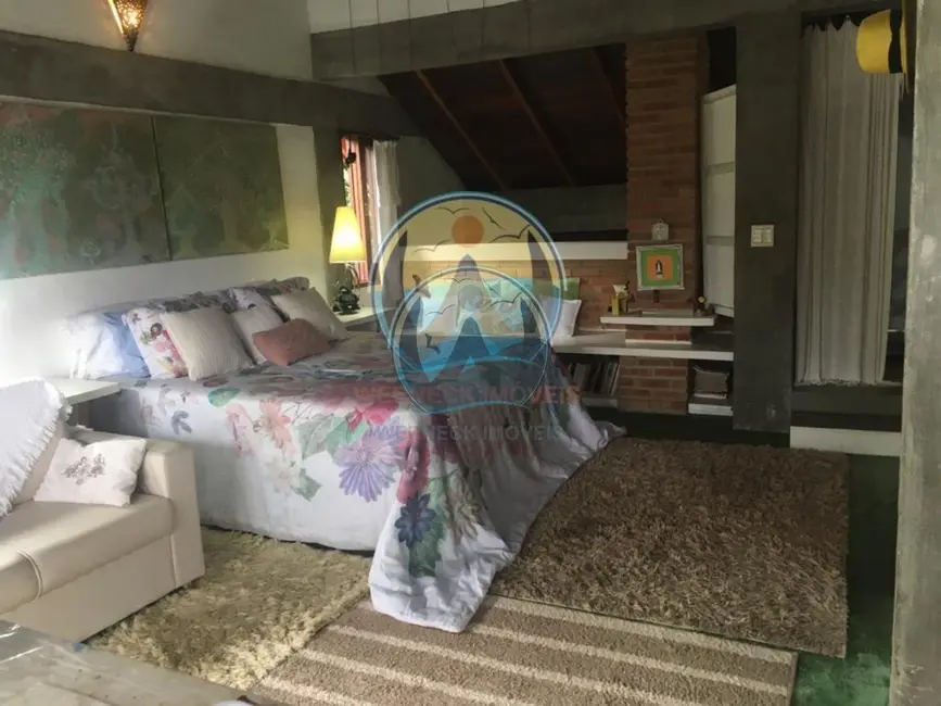 Foto 7 de Casa com 4 quartos à venda, 290m2 em Ubatuba - SP