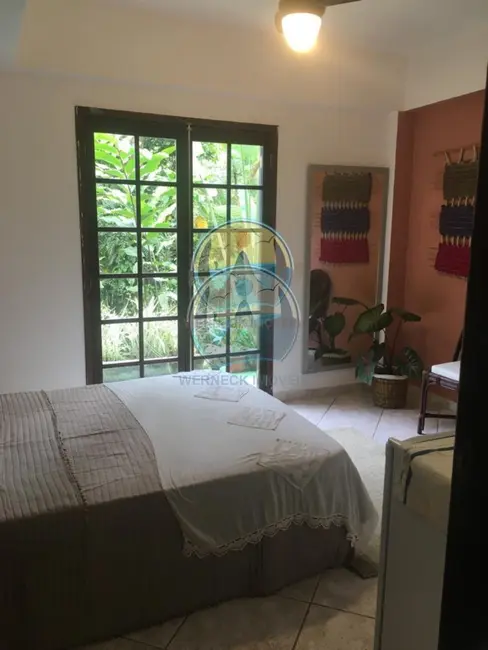 Foto 6 de Casa com 4 quartos à venda, 290m2 em Ubatuba - SP