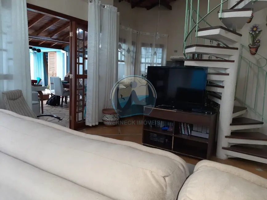 Foto 8 de Casa com 4 quartos à venda, 250m2 em Ubatuba - SP