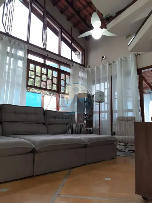 Foto 2 de Casa com 4 quartos à venda, 250m2 em Ubatuba - SP