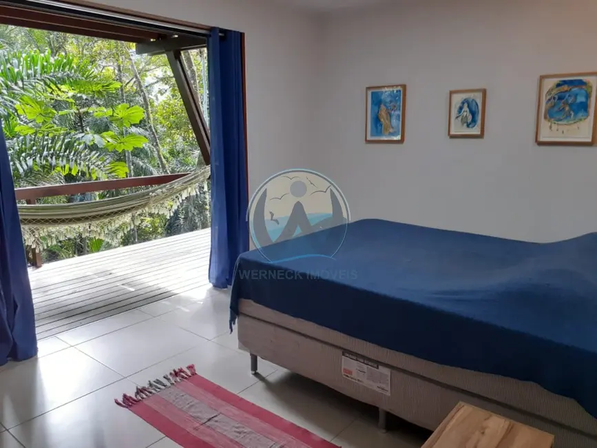 Foto 1 de Casa de Condomínio com 3 quartos à venda, 180m2 em Ubatuba - SP