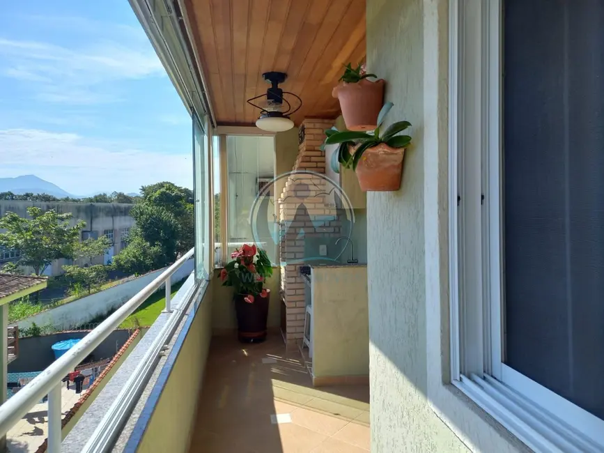 Foto 3 de Apartamento com 3 quartos à venda, 95m2 em Ubatuba - SP