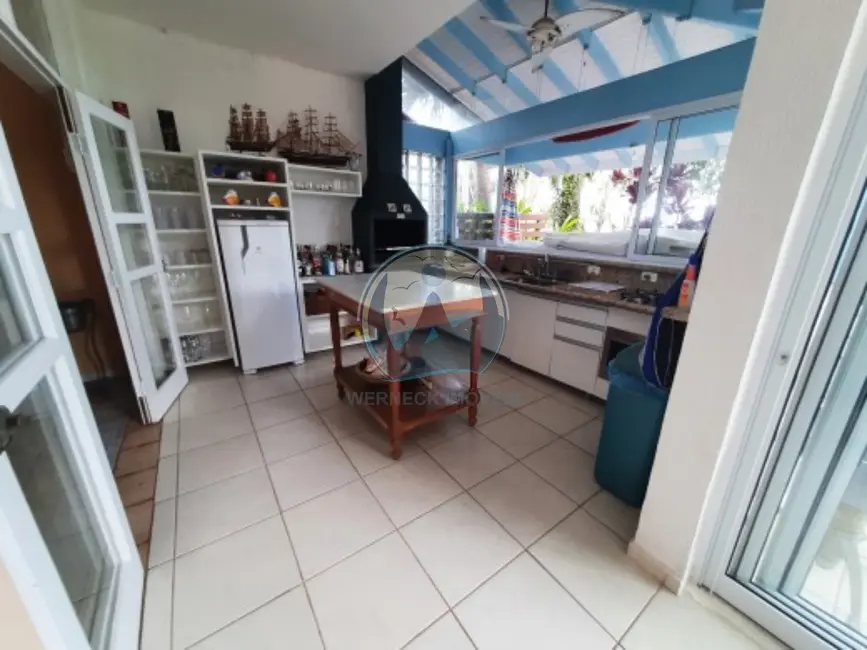 Foto 8 de Casa com 5 quartos à venda, 400m2 em Ubatuba - SP