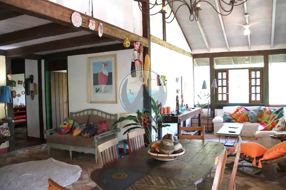 Foto 1 de Casa com 3 quartos à venda, 200m2 em Ubatuba - SP