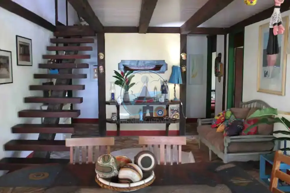 Foto 4 de Casa com 3 quartos à venda, 200m2 em Ubatuba - SP