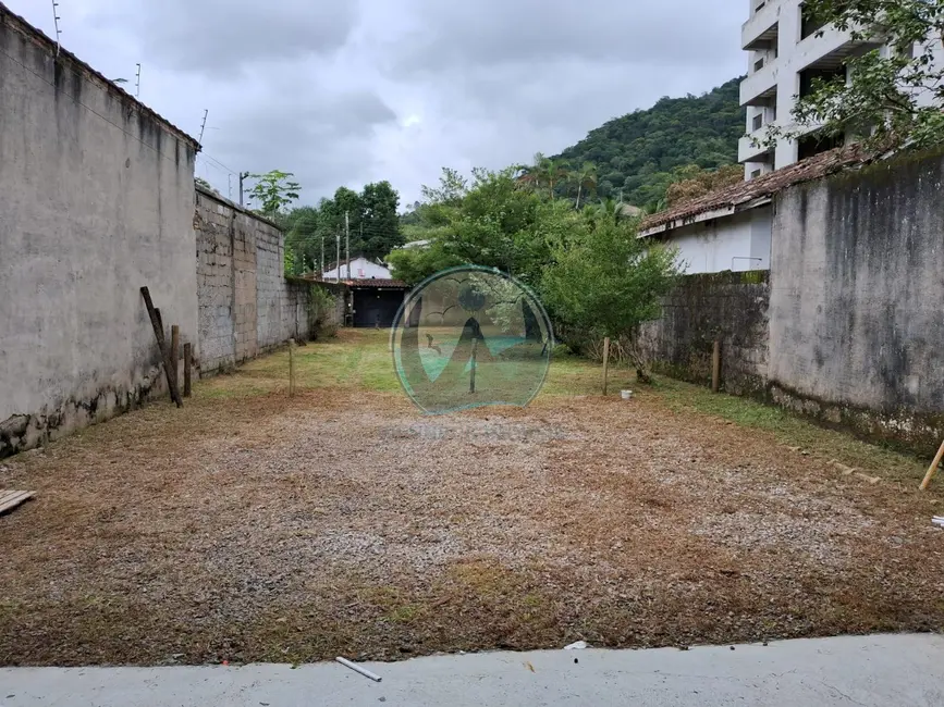 Foto 2 de Casa com 2 quartos à venda, 400m2 em Centro, Ubatuba - SP