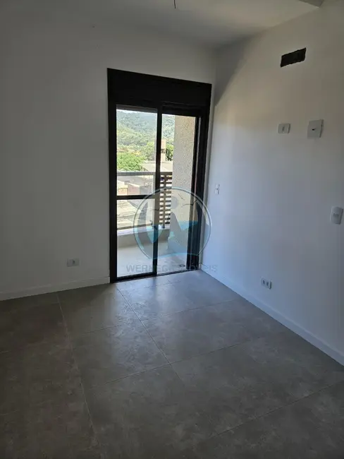 Foto 6 de Apartamento com 2 quartos à venda, 77m2 em Ubatuba - SP