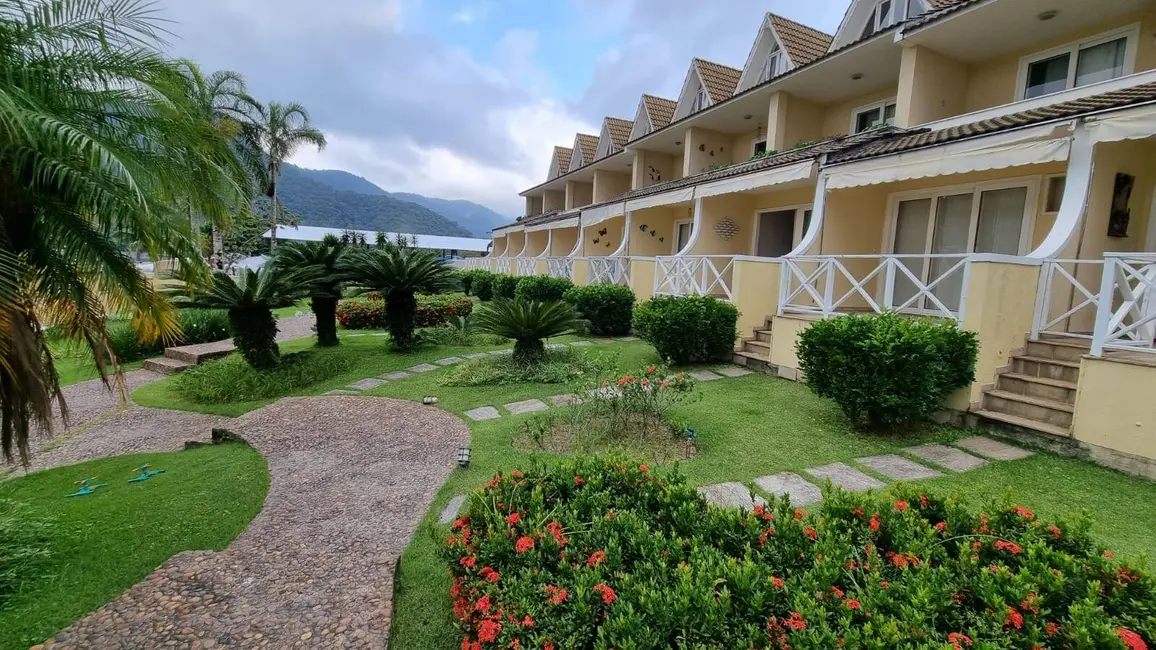 Foto 8 de Casa de Condomínio com 4 quartos à venda, 280m2 em Praia da Ribeira (Cunhambebe), Angra Dos Reis - RJ