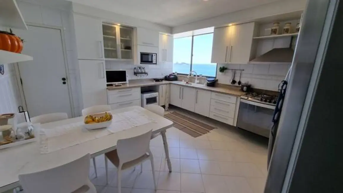 Apartamento com 4 quartos à venda, 310m2 em Barra da Tijuca, Rio De Janeiro - RJ - imagem 9 Foto 9 de Apartamento com 4 quartos à venda, 310m2 em Barra da Tijuca, Rio De Janeiro - RJ