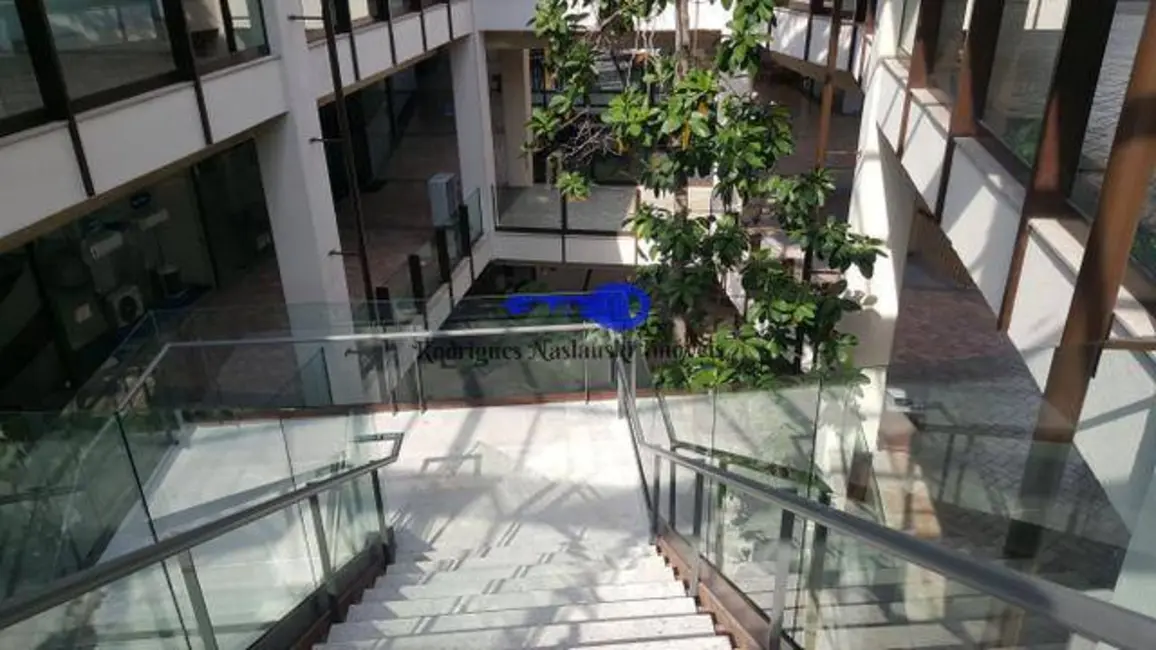 Sala Comercial à venda e para alugar, 150m2 em Barra da Tijuca, Rio De Janeiro - RJ - imagem 9 Foto 9 de Sala Comercial à venda e para alugar, 150m2 em Barra da Tijuca, Rio De Janeiro - RJ