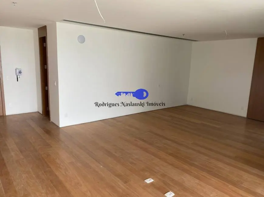 Apartamento com 1 quarto à venda, 133m2 em Barra da Tijuca, Rio De Janeiro - RJ - imagem 6 Foto 6 de Apartamento com 1 quarto à venda, 133m2 em Barra da Tijuca, Rio De Janeiro - RJ