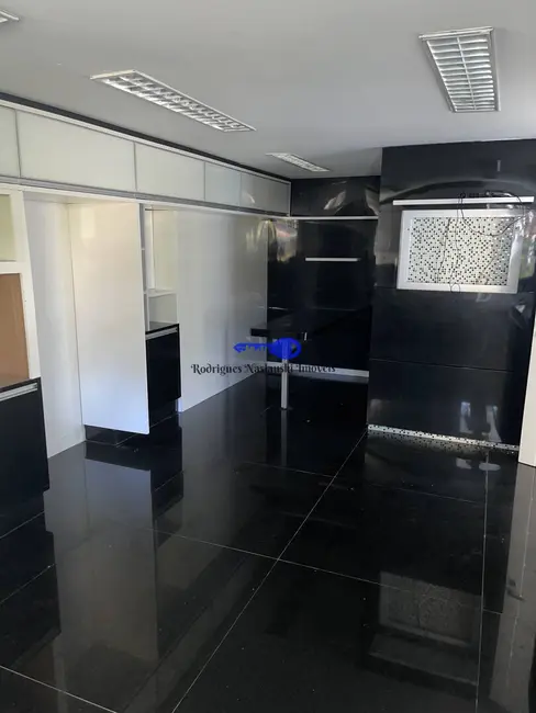Casa com 4 quartos à venda, 750m2 em Barra da Tijuca, Rio De Janeiro - RJ - imagem 9 Foto 9 de Casa com 4 quartos à venda, 750m2 em Barra da Tijuca, Rio De Janeiro - RJ