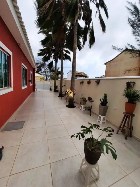 Foto 4 de Casa com 3 quartos à venda, 114m2 em Cabo Frio - RJ