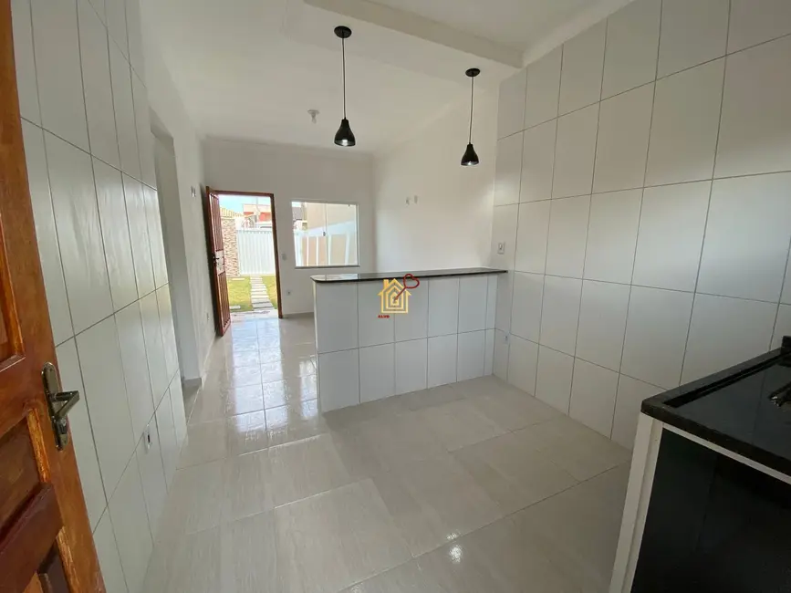 Casa de Condomínio com 2 quartos à venda, 54m2 em Cabo Frio - RJ - imagem 6 Foto 6 de Casa de Condomínio com 2 quartos à venda, 54m2 em Cabo Frio - RJ