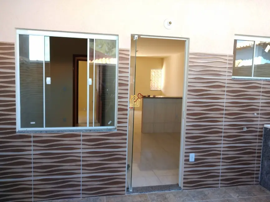 Casa com 2 quartos à venda, 60m2 em Cabo Frio - RJ - imagem 2 Foto 2 de Casa com 2 quartos à venda, 60m2 em Cabo Frio - RJ