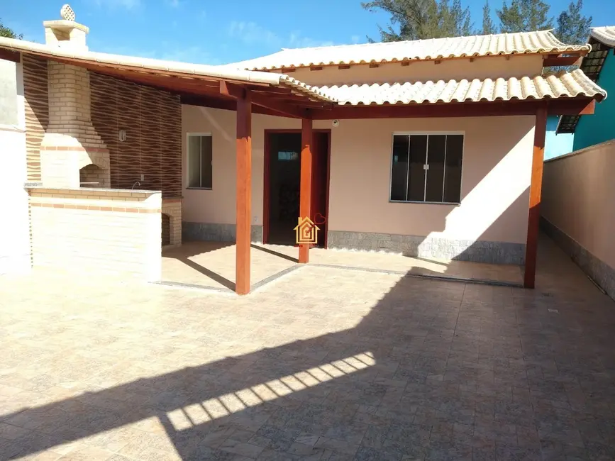Casa com 2 quartos à venda, 60m2 em Cabo Frio - RJ - imagem 1 Foto 1 de Casa com 2 quartos à venda, 60m2 em Cabo Frio - RJ