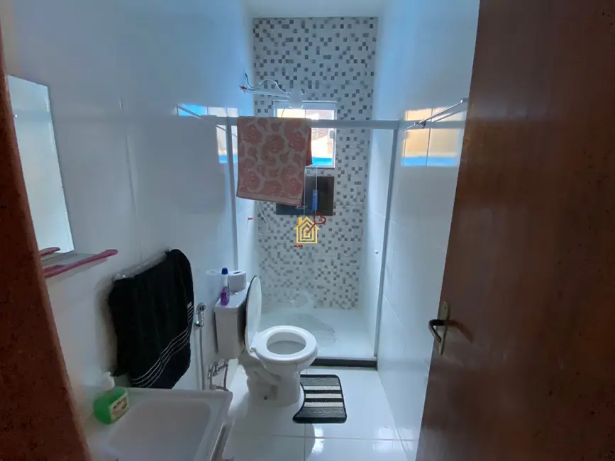 Foto 3 de Casa de Condomínio com 2 quartos à venda, 60m2 em Nova Califórnia (Tamoios), Cabo Frio - RJ