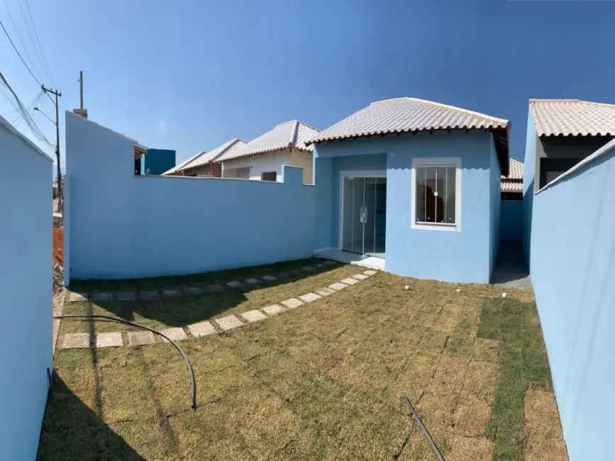 Foto 1 de Casa de Condomínio com 2 quartos à venda, 48m2 em Cabo Frio - RJ