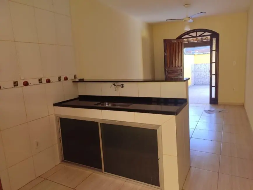 Casa com 2 quartos à venda, 55m2 em Cabo Frio - RJ - imagem 4 Foto 4 de Casa com 2 quartos à venda, 55m2 em Cabo Frio - RJ