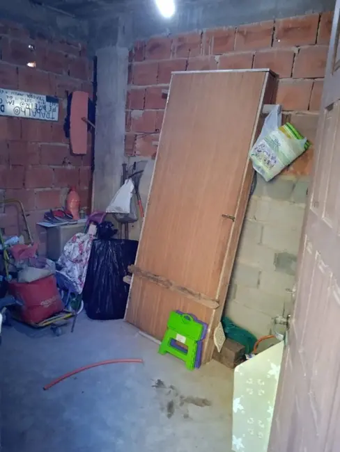 Foto 2 de Casa com 2 quartos à venda, 74m2 em Cabo Frio - RJ